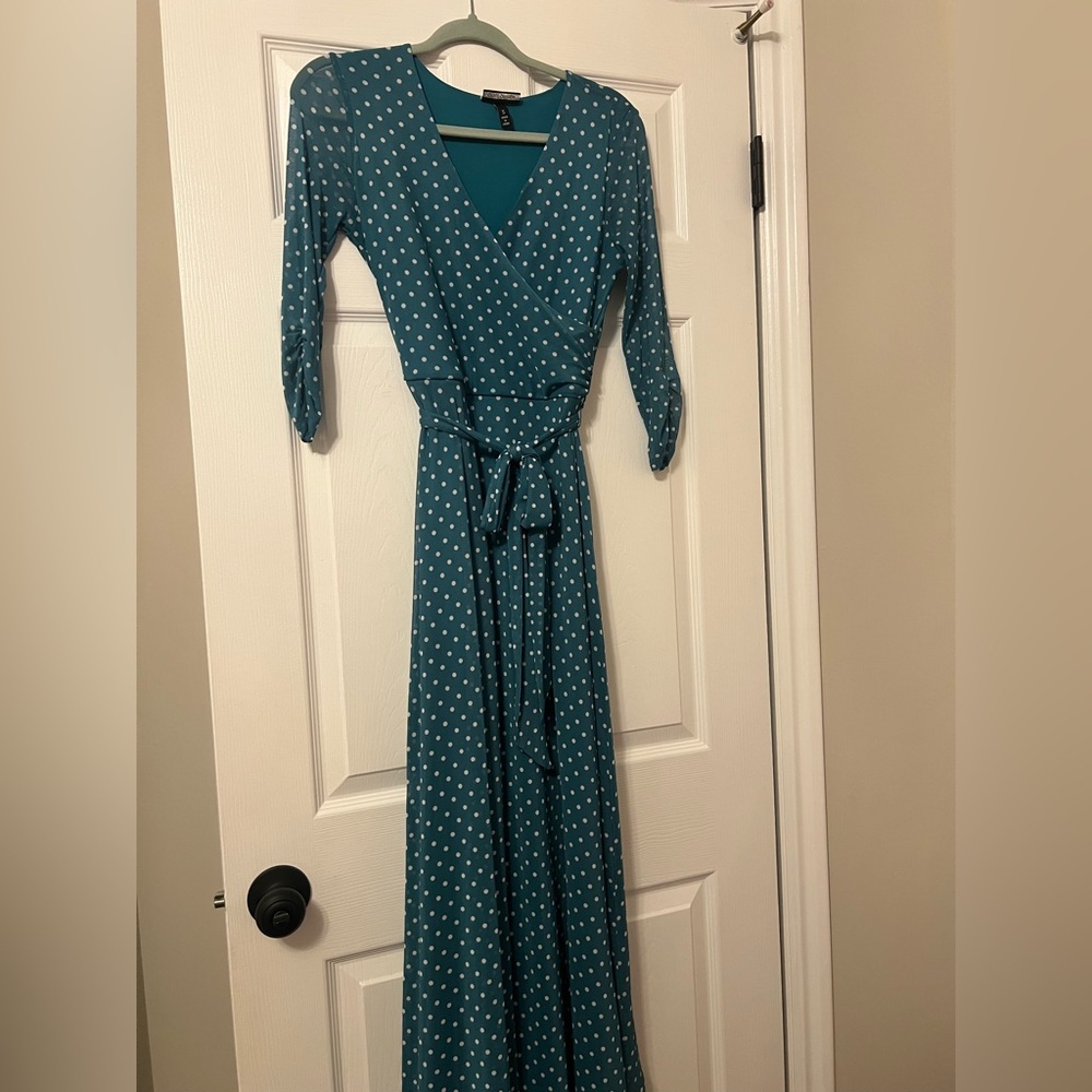 Allison Brittney Blue V-Neck Polka-Dot Sundress with Cuffed Sleeves